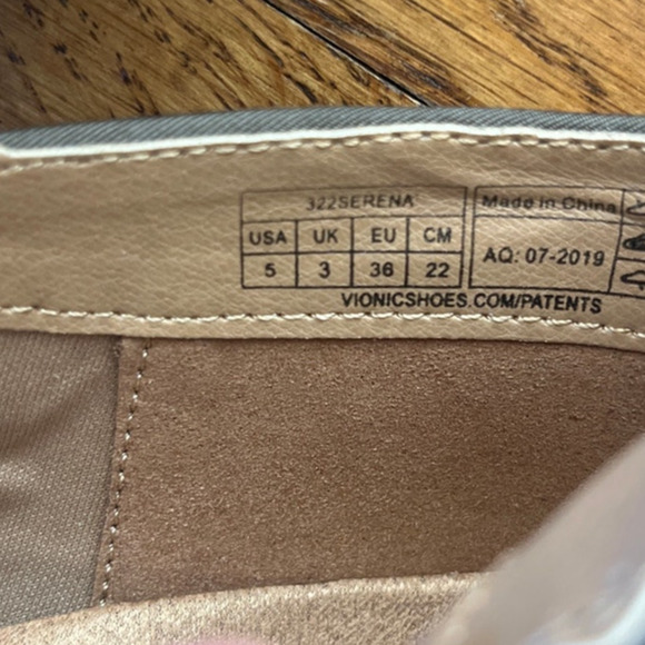 Vionic Womens Serena Ankle Boots Sz 5 Taupe Suede Side Zip Tassel Orthotic Block - Picture 7 of 8